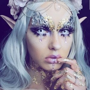 Ice Queen with free case and travel pouch